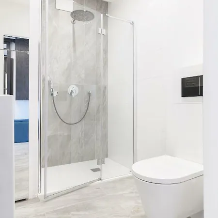 Perfectely Located Stay With Free Parking Poznan Exterior photo